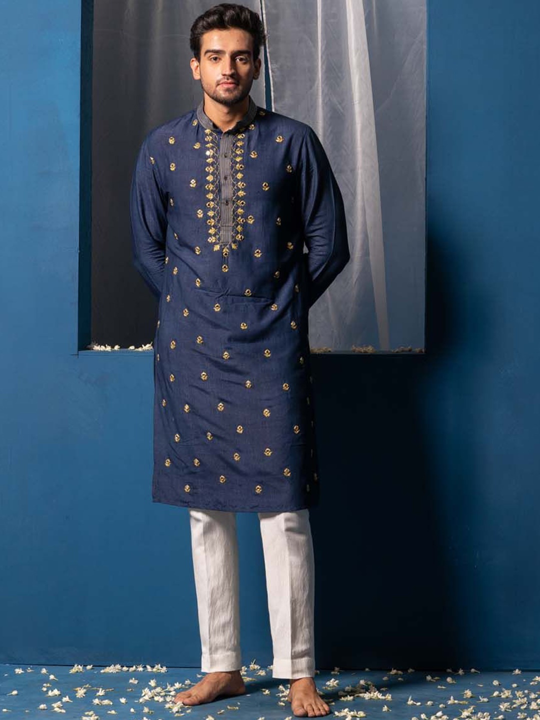 

Ayush Jain Floral Embroidered Mirror Work Cotton Silk Straight Kurta, Navy blue