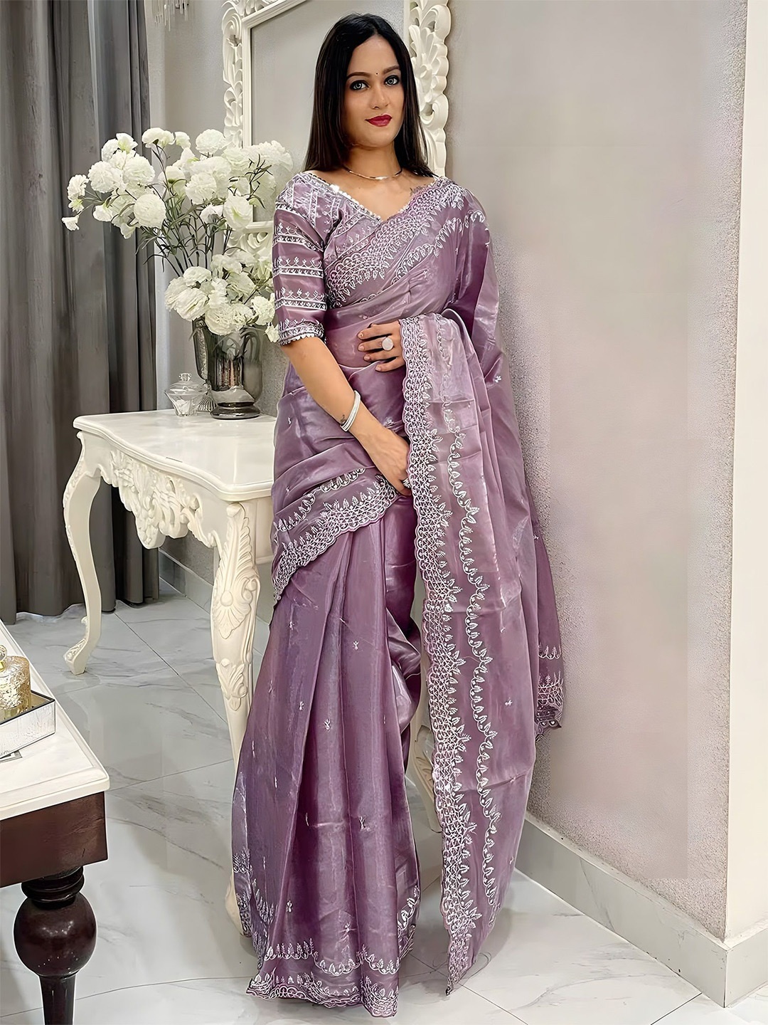 

Anouk Women Embellished Embellished Saree, Lavender