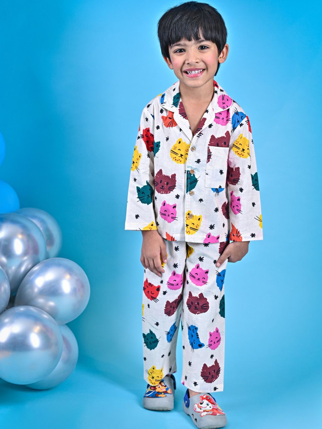 

MOOBA Boys Printed Night suit, White