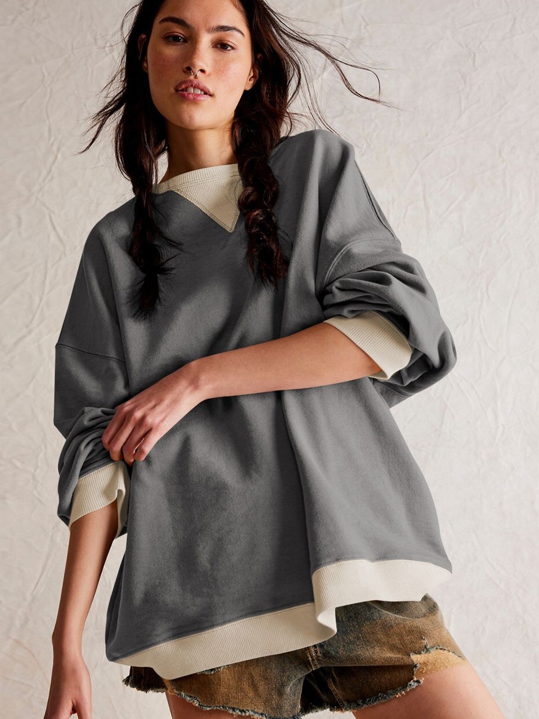 

StyleCast Women Solid Sweatshirt, Grey