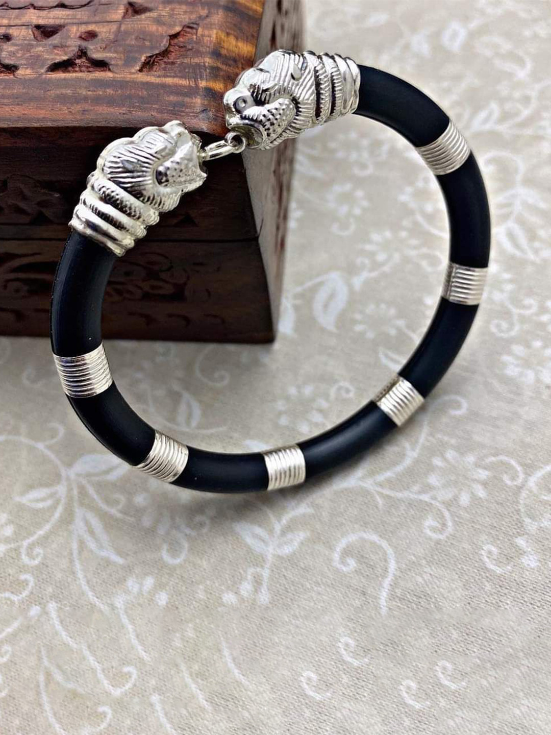 

Be Desi Men Sterling Silver Tiger Head Kada Bracelet, Black