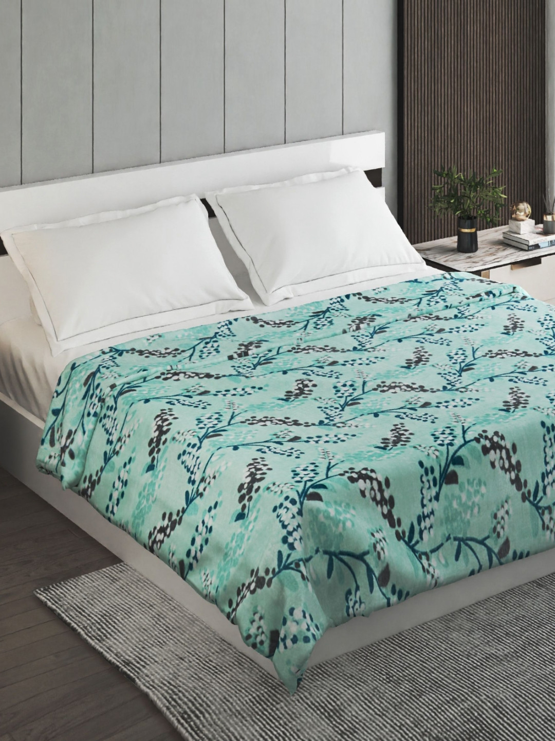 

Home Centre Archer Green & Blue Floral 150 GSM Mild Winter Double Bed Blanket