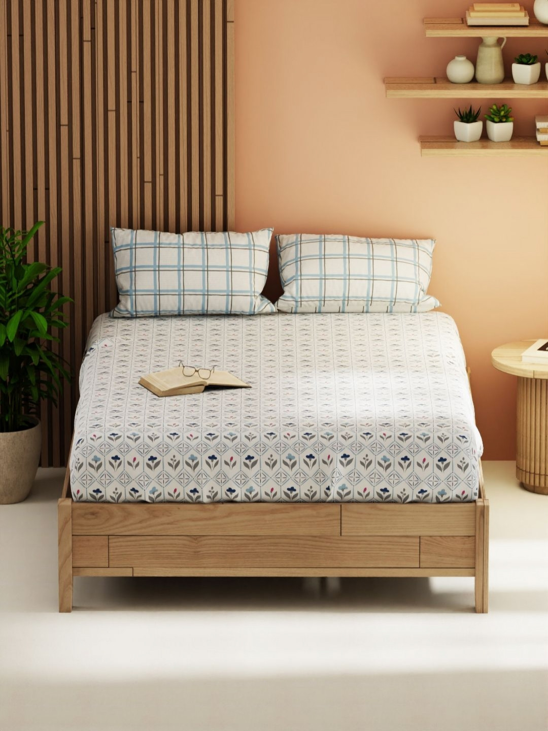 

KOPA Magnolia Off White & Blue Floral 152 TC Queen Bedsheet With 2 Pillow Covers