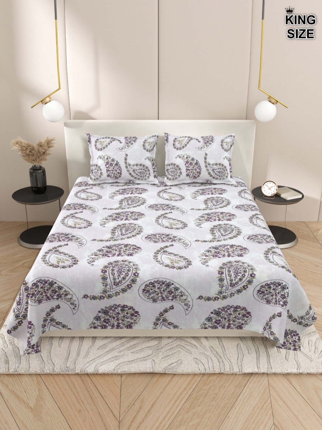 

DREAM WEAVERZ Grey & White Paisley 220 TC Cotton King Bedsheet With 2 Pillow Covers