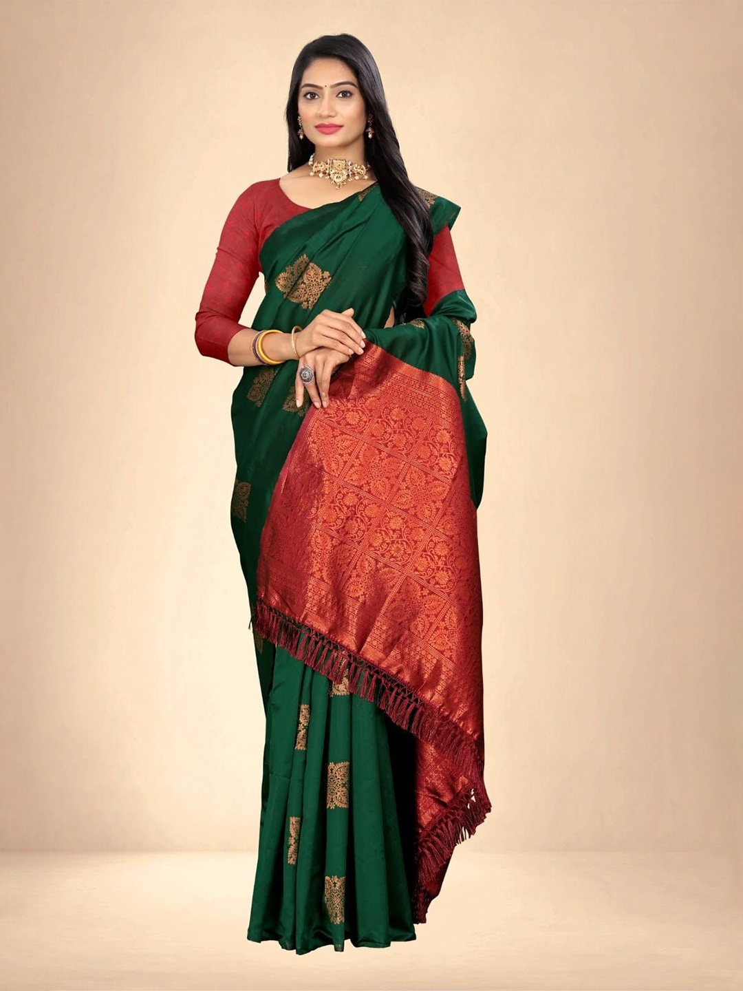 

Abhilasha Woven Design Zari Pure Silk Kanjeevaram Saree, Green
