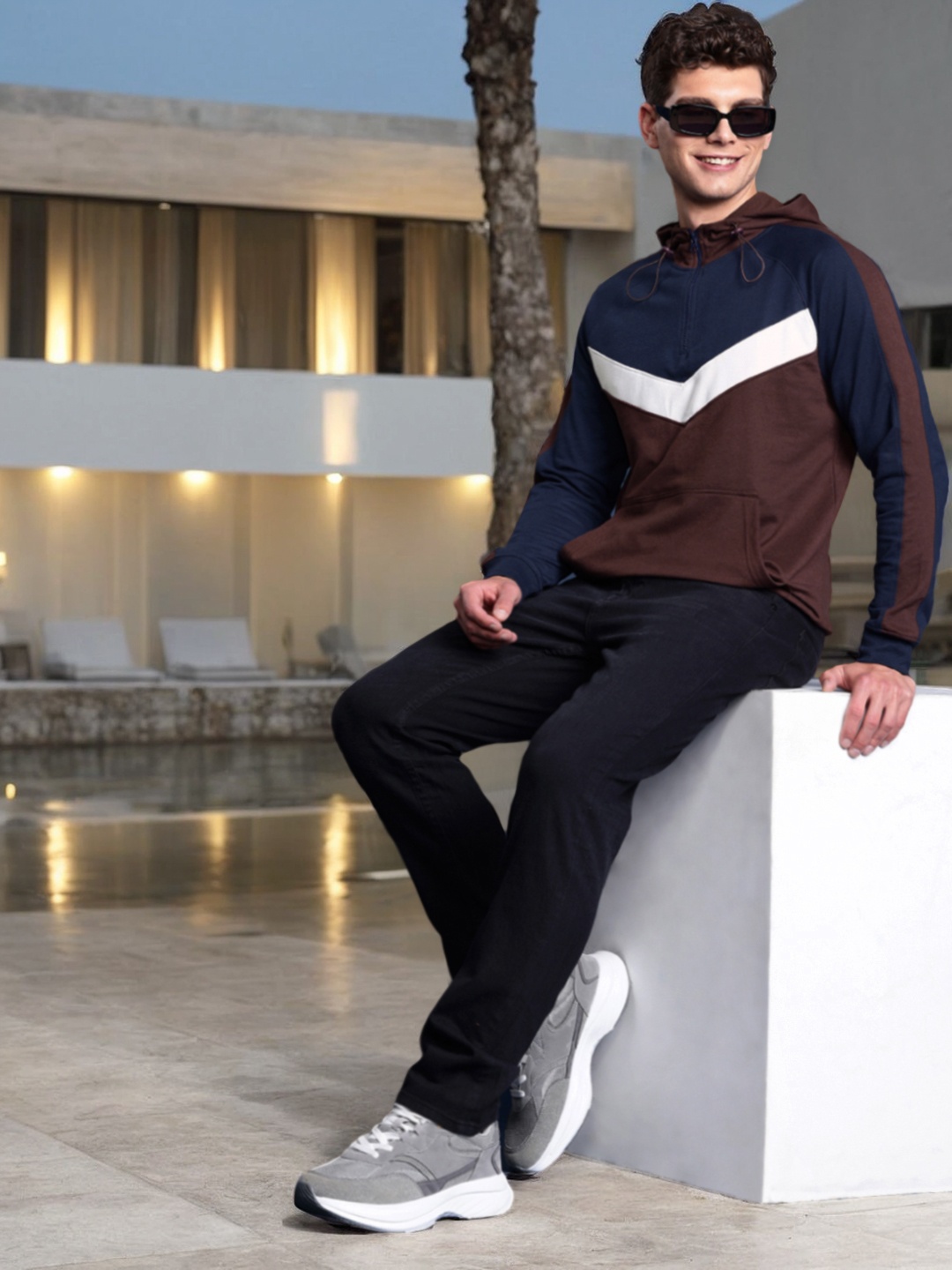 

Mast & Harbour Colourblocked Hooded Sweatshirt, Coffee brown