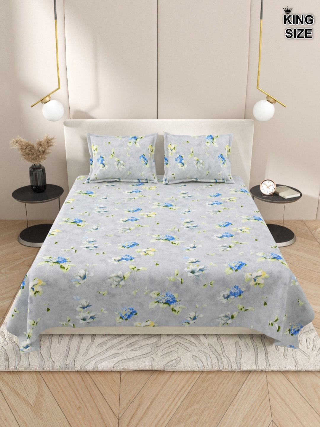 

DREAM WEAVERZ Grey & White Floral 220 TC Cotton King Bedsheet With 2 Pillow Covers