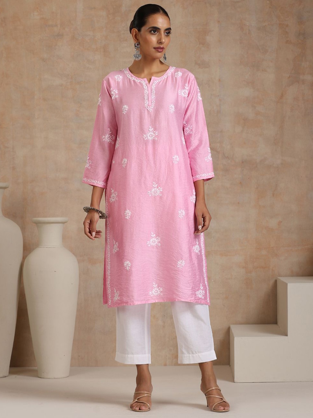 

House of Chikankari Chikankari Woven Kurta, Pink