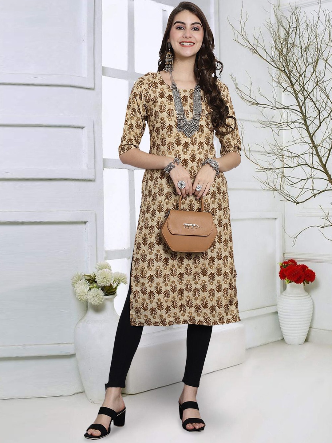

7Threads Tropical Printed Round Neck Crepe Straight Kurta, Beige