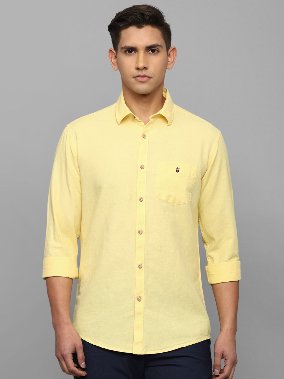 

Louis Philippe Sport Men Spread Collar Solid Cotton Linen Slim Fit Casual Shirt, Yellow