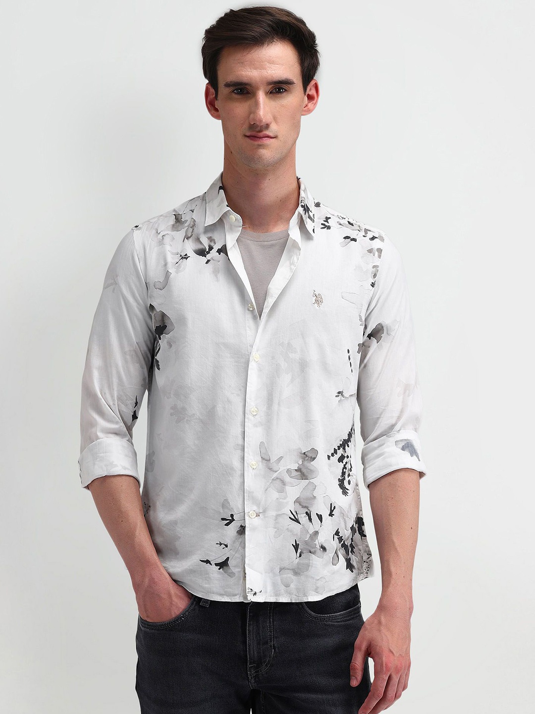 

U.S. Polo Assn. Men Modern Spread Collar Abstract Printed Cotton Slim Fit Casual Shirt, White