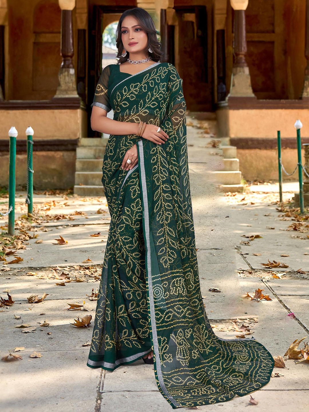 

Mitera Women Bandhani Printed Pure Chiffon Bandhani Saree, Green