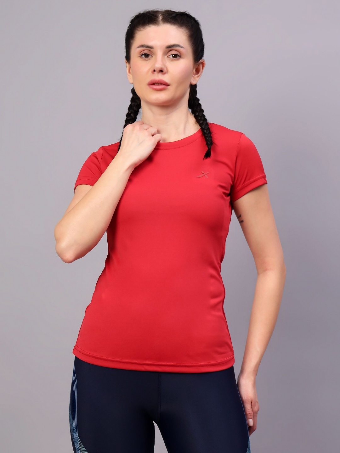 

VECTOR X Women Solid Round Neck T-Shirt, Fuchsia