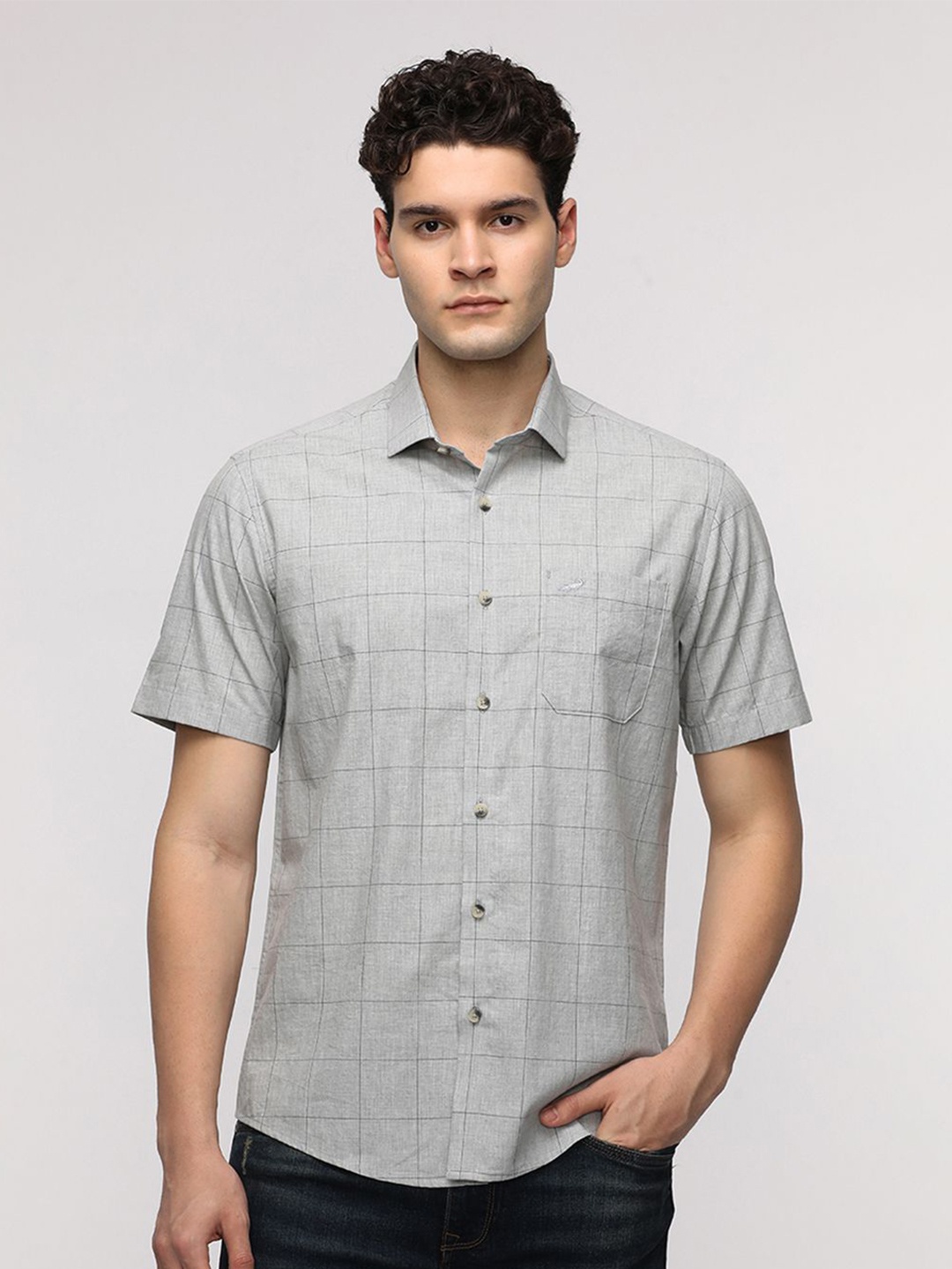 

Crocodile Men Comfort Spread Collar Windowpane Checked Cotton Casual Shirt, Grey