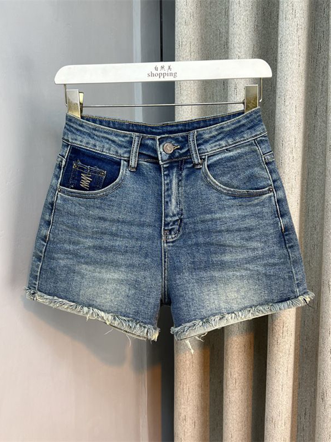 

StyleCast Women Loose Fit High-Rise Denim Blue Shorts