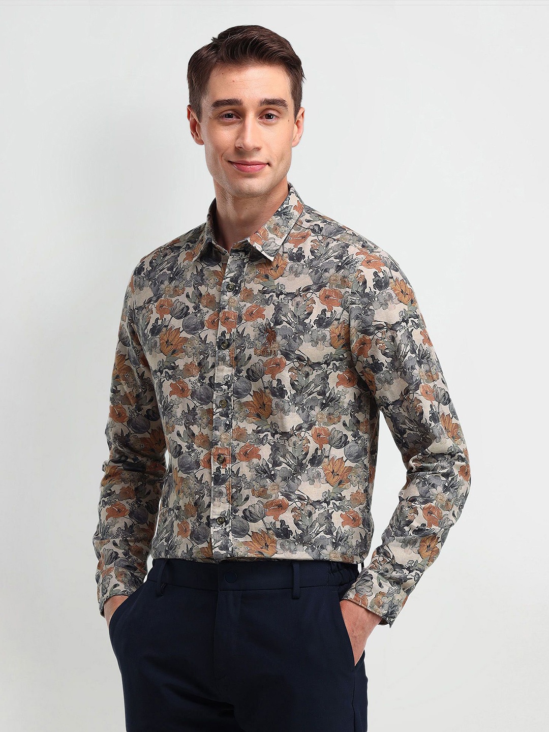 

U.S. Polo Assn. Men Modern Spread Collar Floral Printed Cotton Slim Fit Casual Shirt, Charcoal