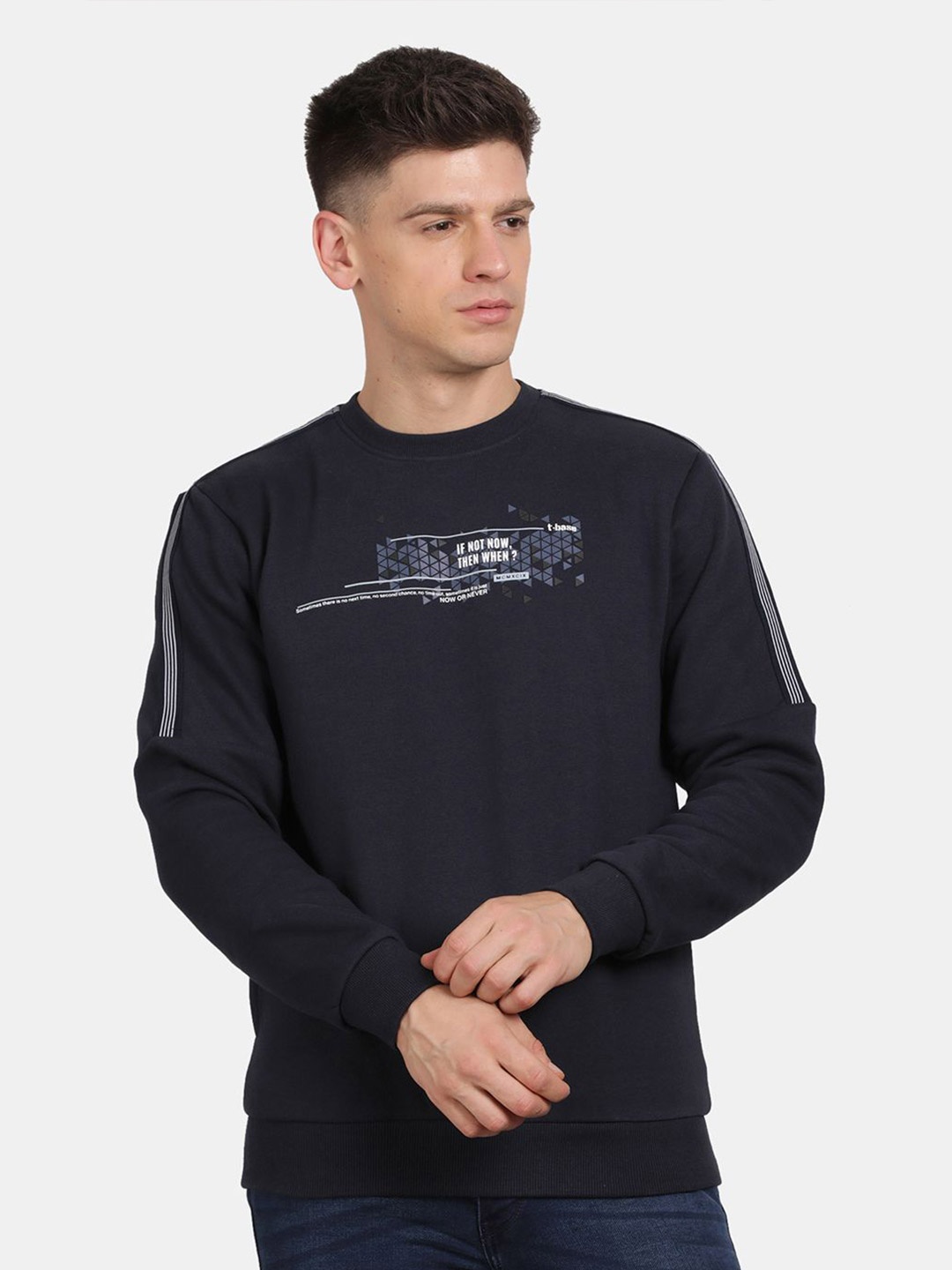 

t-base Men Typography Printed Sweatshirt, Navy blue