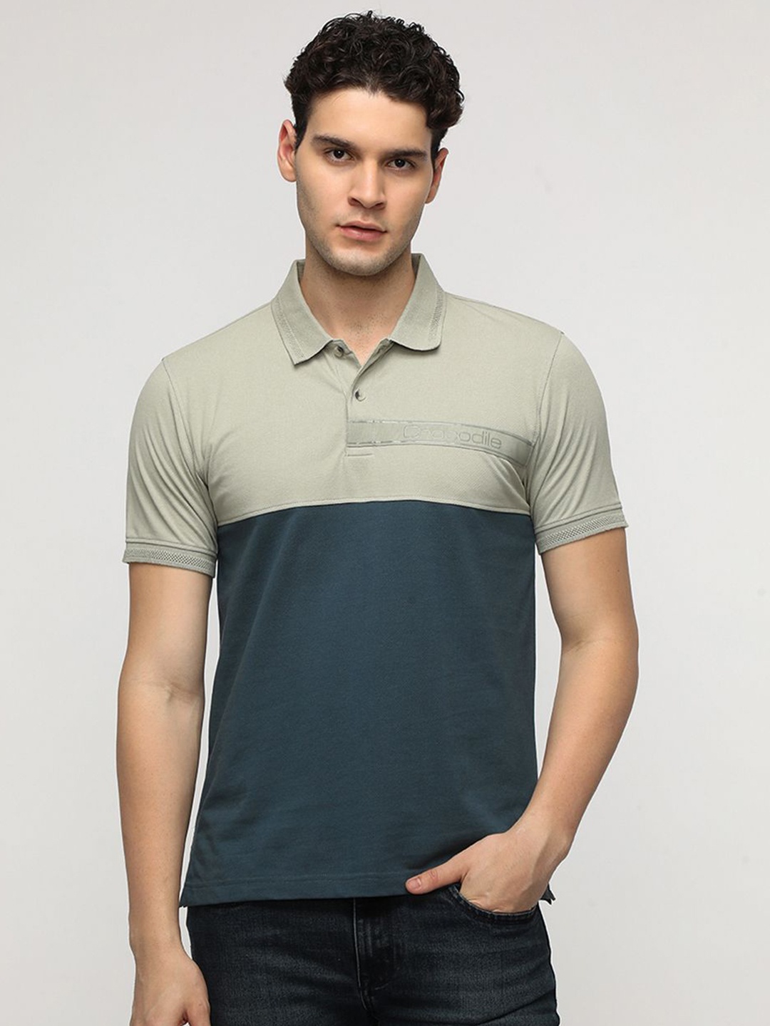 

Crocodile Men Colourblocked Polo Collar Pure Cotton Slim Fit T-shirt, Grey