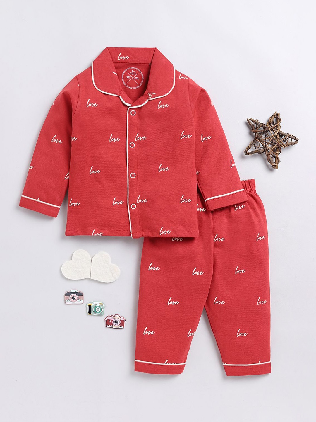 

Clt.s Unisex Kids Printed Night suit, Red