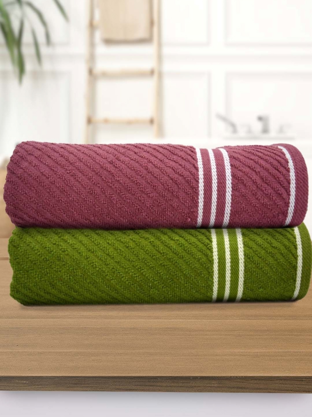 

Aura Athom Living Burgundy & Green 2 Pieces Striped 400 GSM Bath Towel