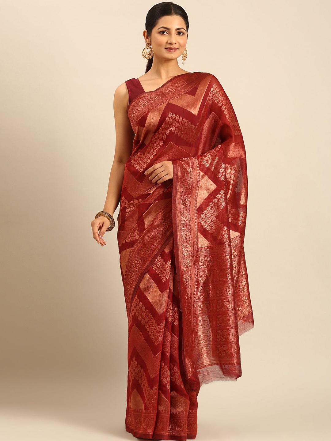

Fashion Petals Woven Design Zari Saree, Maroon