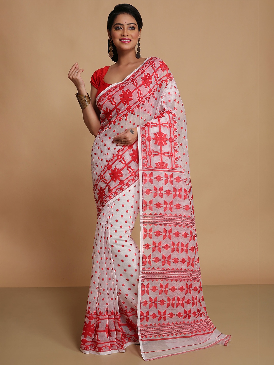 

BENGAL HANDLOOM Woven Design Taant Saree, Red