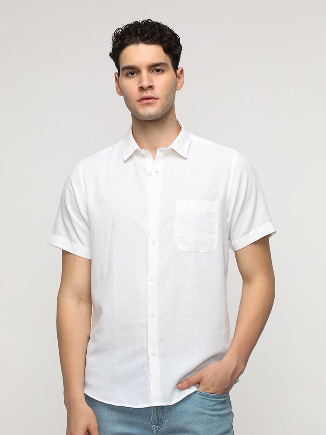 

Crocodile Comfort Fit Cotton Linen Casual Shirt, White
