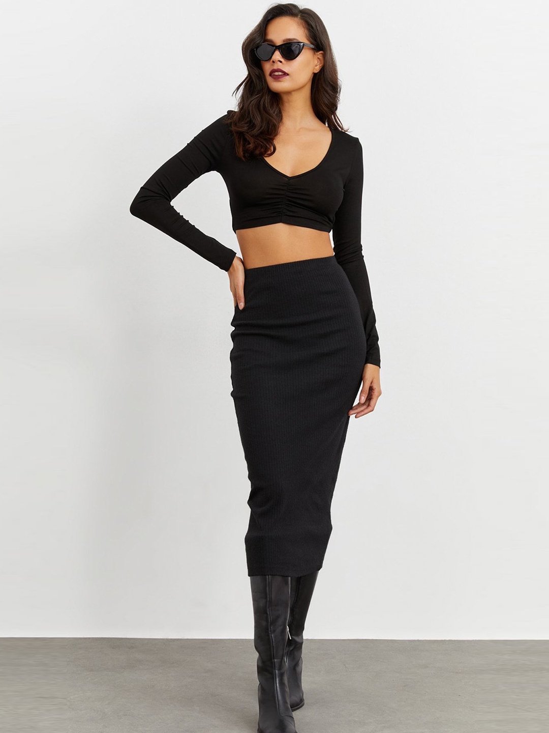 

Cool & Sexy High Rise A-Line Midi Skirt, Black