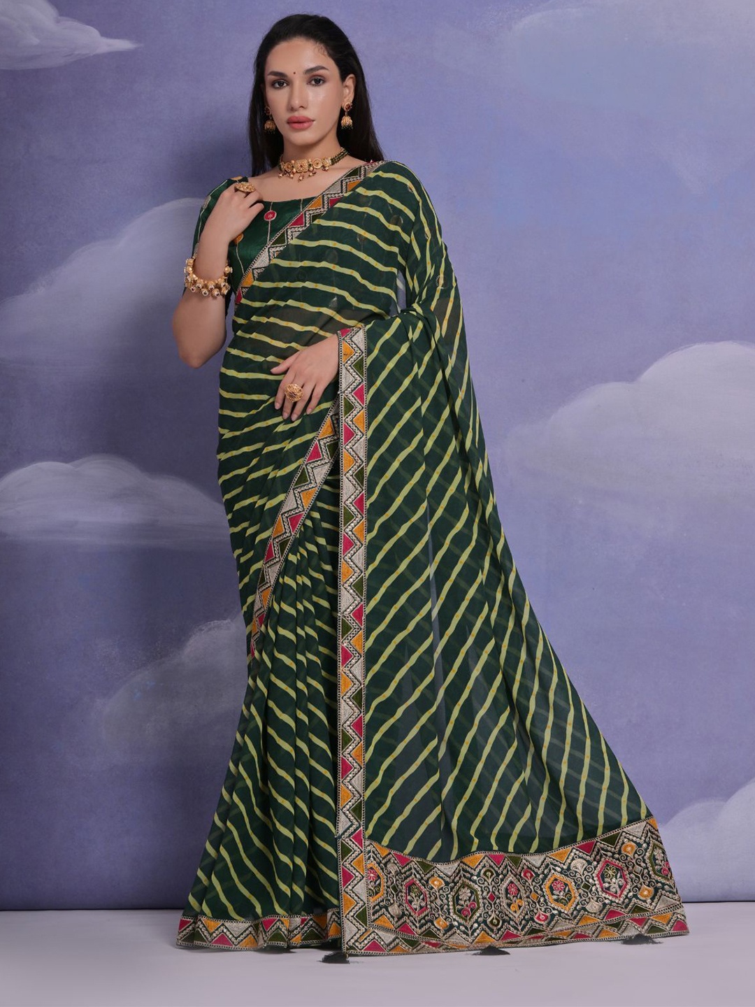 

ODETTE Leheriya Printed Embroidered Saree, Green