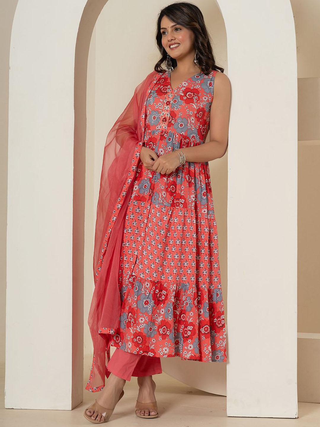 

Yufta Floral Printed Tiered Pure Cotton A Line Kurta & Trousers With Dupatta, Pink