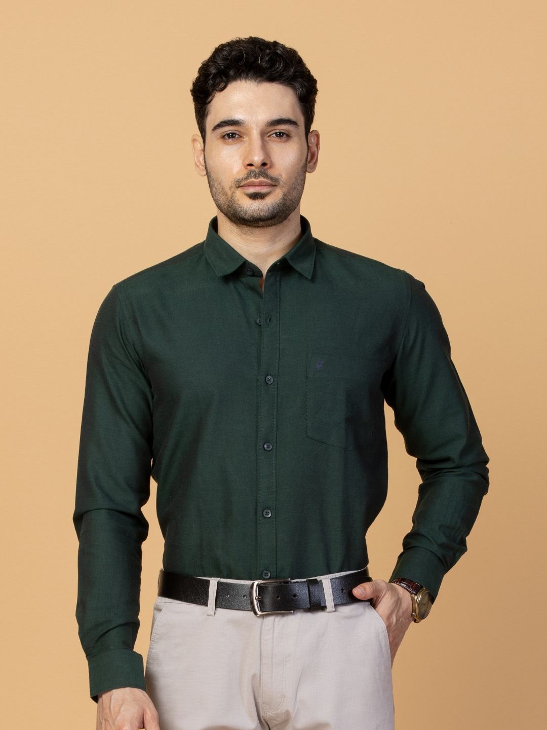 

USMC Men Smart Spread Collar Solid Cotton Slim Fit Casual Shirt, Green