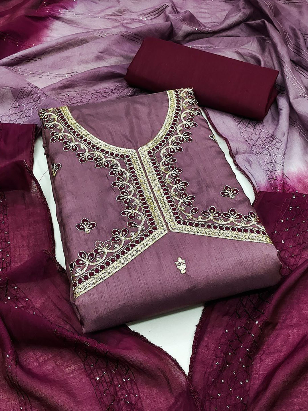 

APNISHA Ethnic Motifs Embellished Pure Silk Unstitched Dress Material, Purple