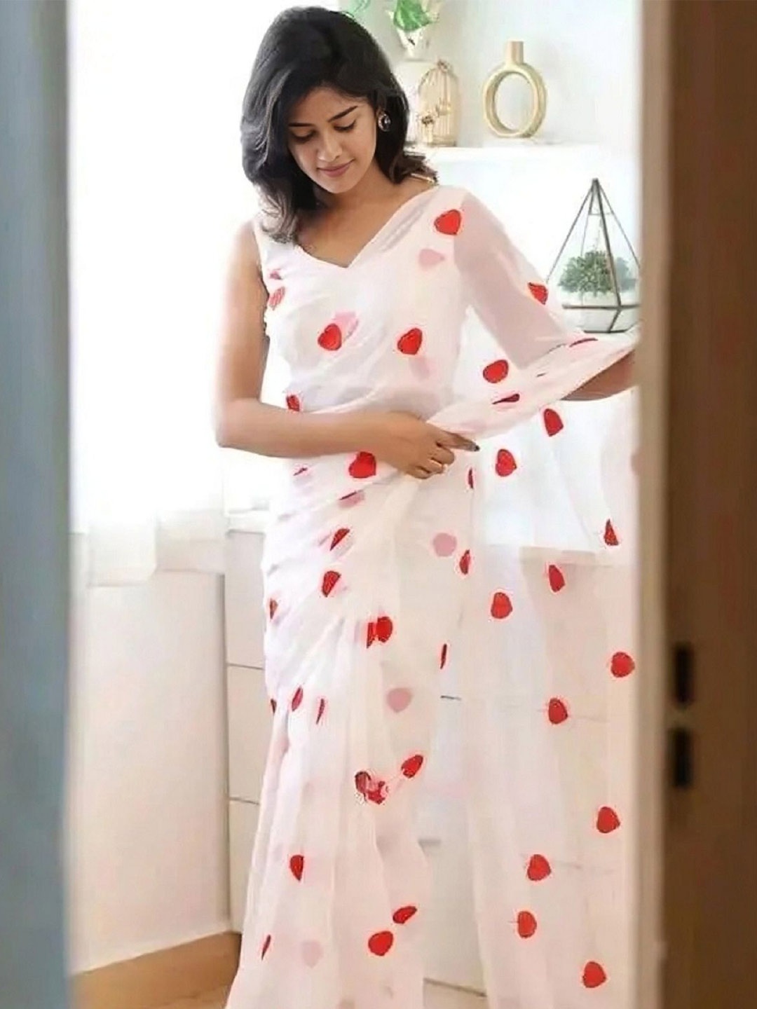 

Aika Embroidered Pure Georgette Saree, White