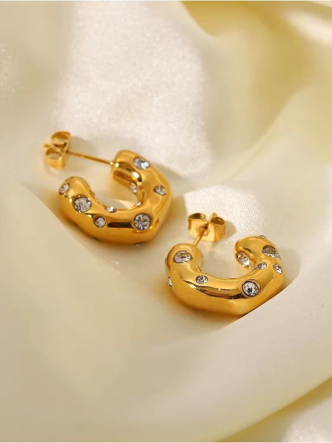 

MEENAZ Gold-Plated Stainless Steel Circular Chunky Stone Studded Earrings