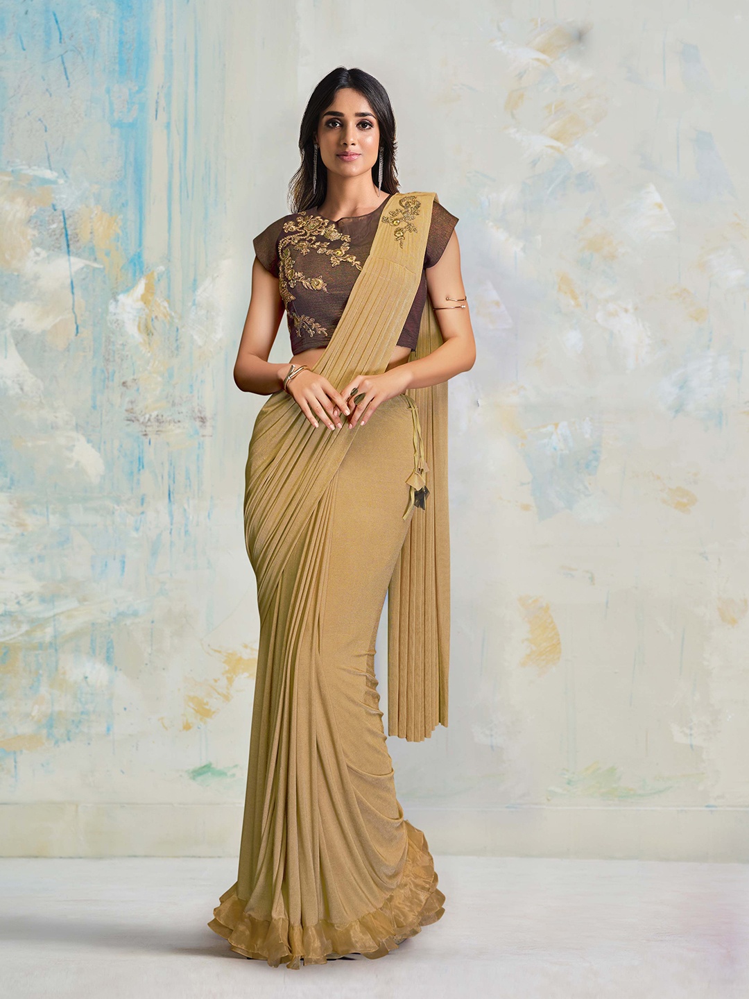 

Nimayaa Women Embroidered Saree, Beige