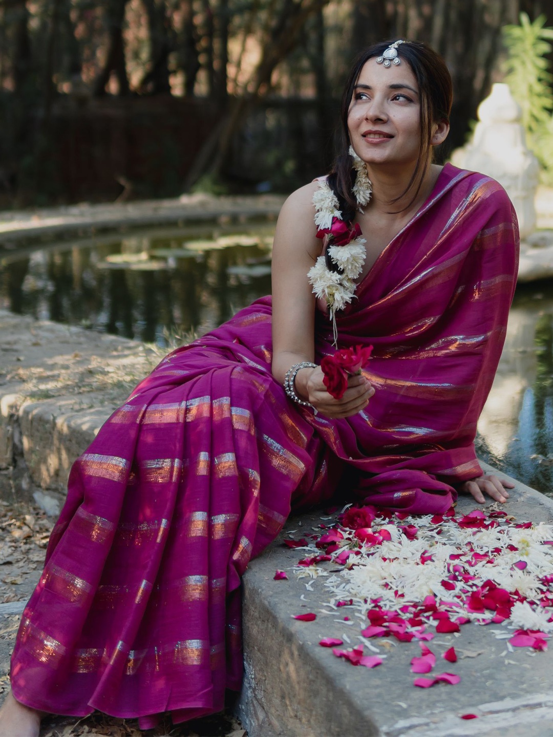 

Humdum Striped Zari Pure Cotton Saree, Purple