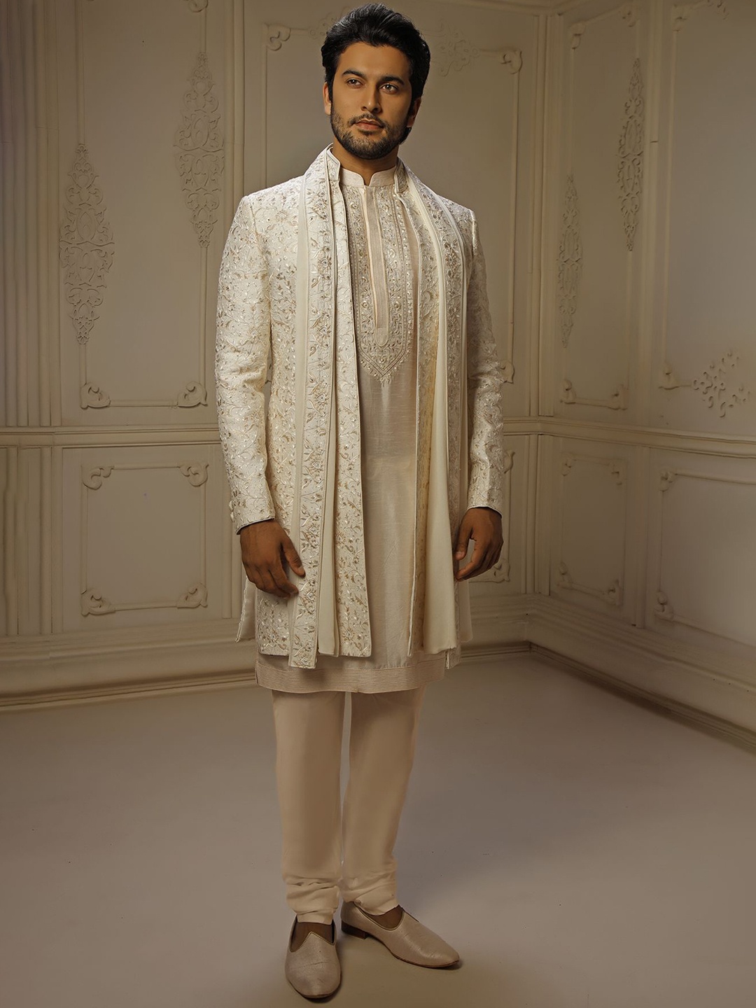 

VANSHIK Embroidered Dupion Silk Sherwani Set, Cream