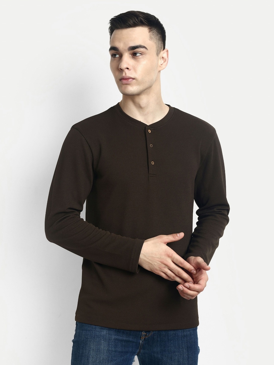 

PANDORNA Men Solid Round Neck Slim Fit T-Shirt, Brown