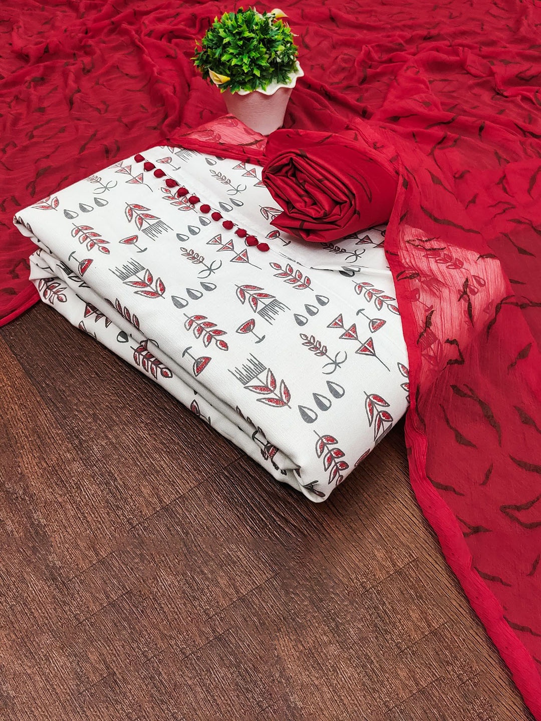 

APNISHA Ethnic Motifs Printed Unstitched Dress Material, Red
