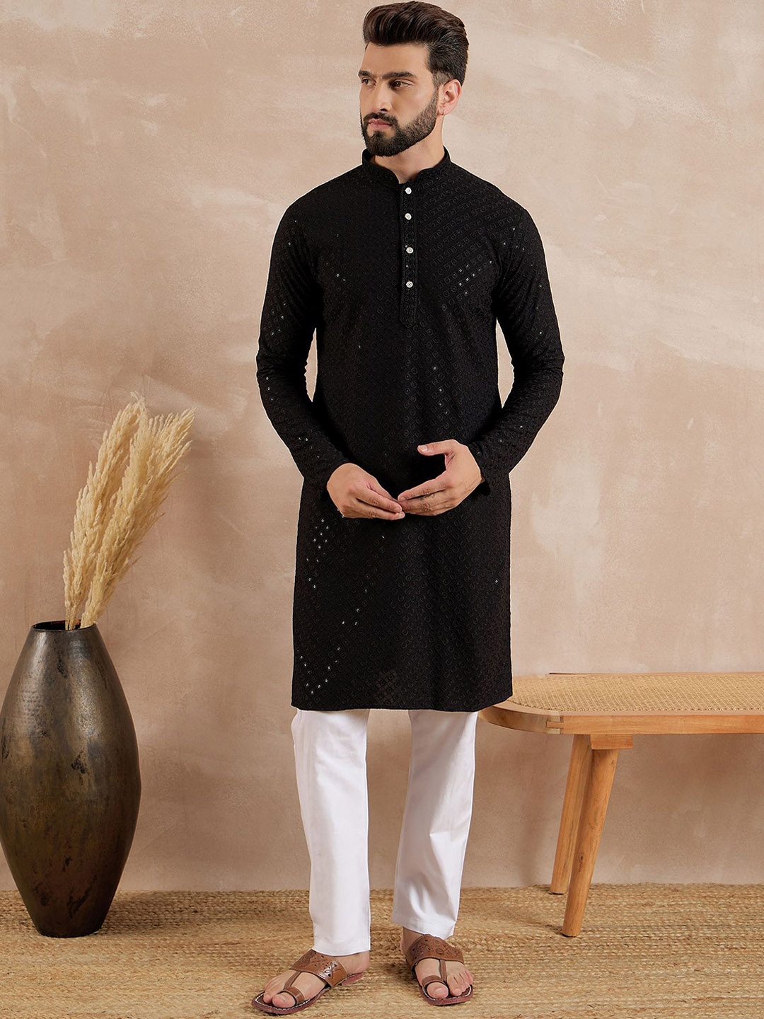 

Anouk Geometric Embroidered Mandarin Collar Sequinned Straight Kurta, Black