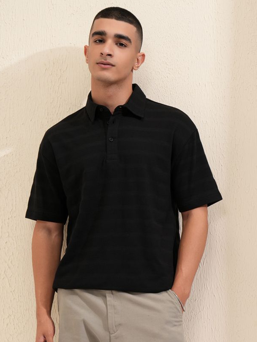 

HIGHLANDER Men Solid Polo Collar Cotton Relaxed Fit T-Shirt, Black