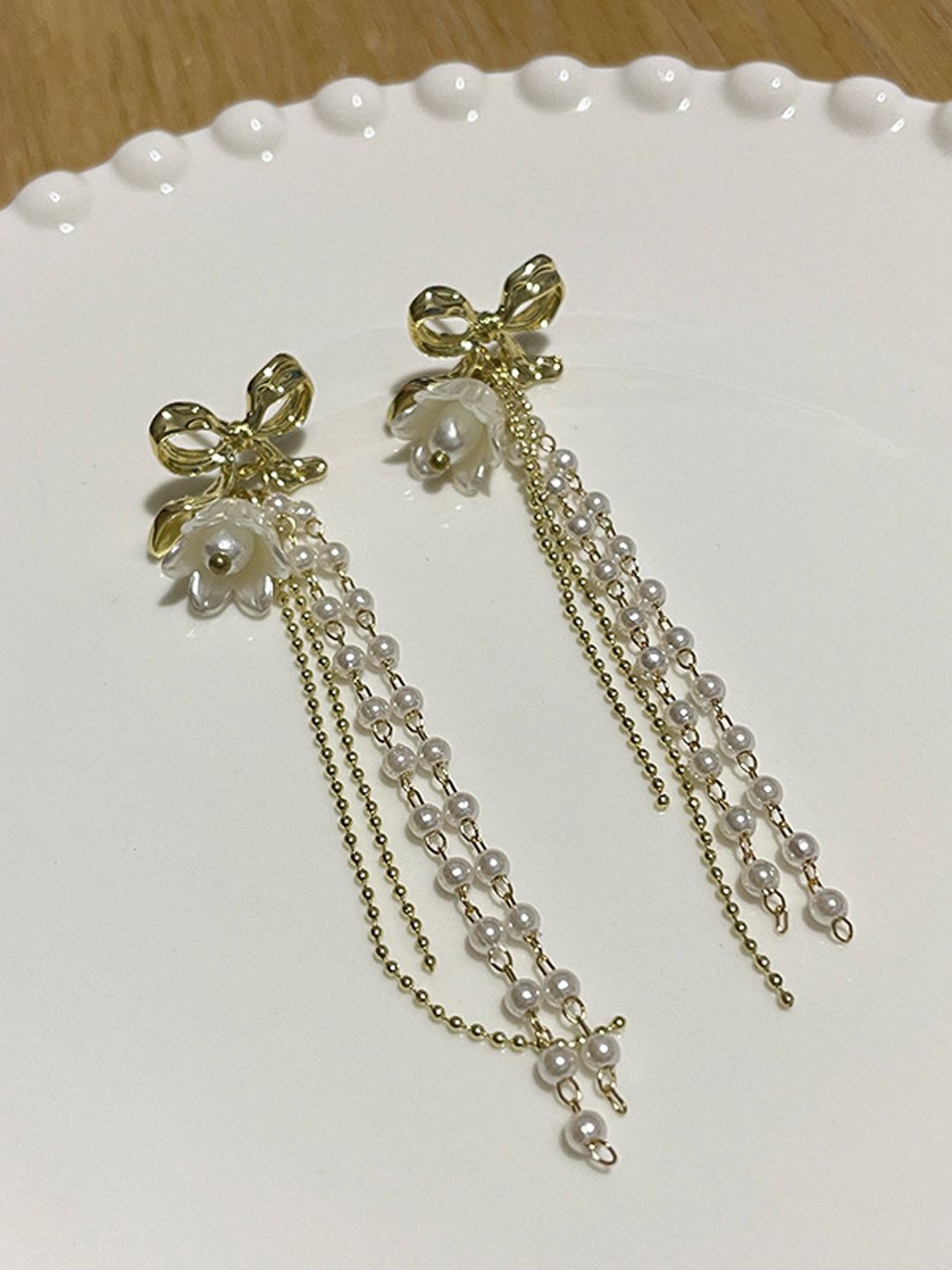 

KRENOZ Floral Pearl Beaded Drop Earrings, Gold