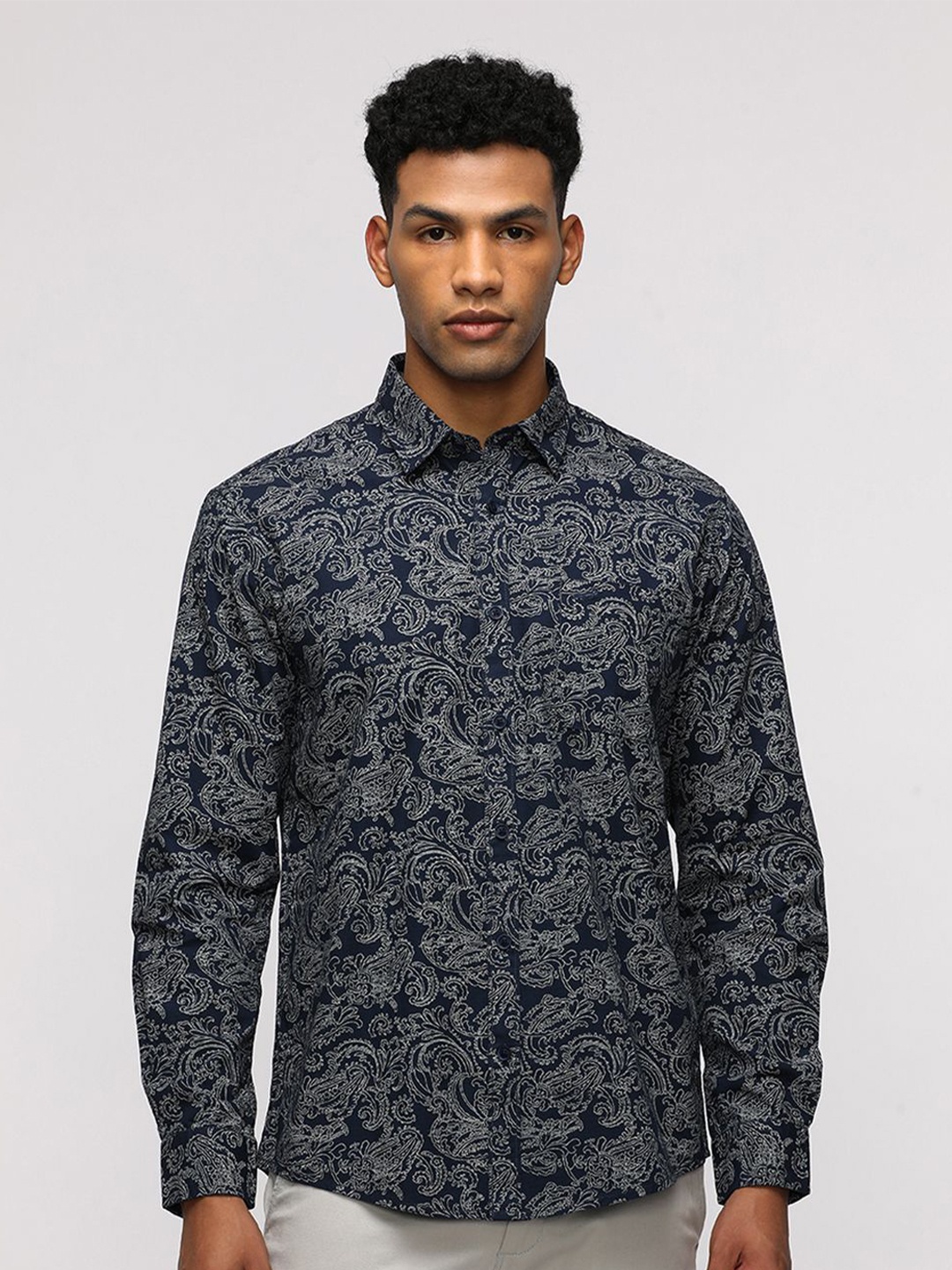 

Crocodile Ethnic Motifs Printed Comfort Cotton Casual Shirt, Navy blue