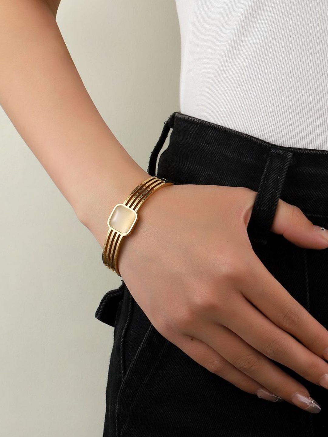 

SALTY Stainless Steel Bangle Style Bracelet, Gold