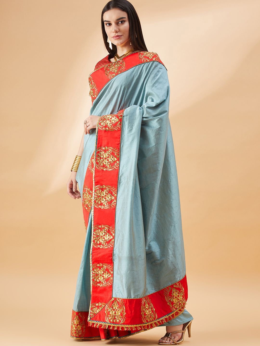 

Nimayaa Embroidered Silk Blend Saree, Grey