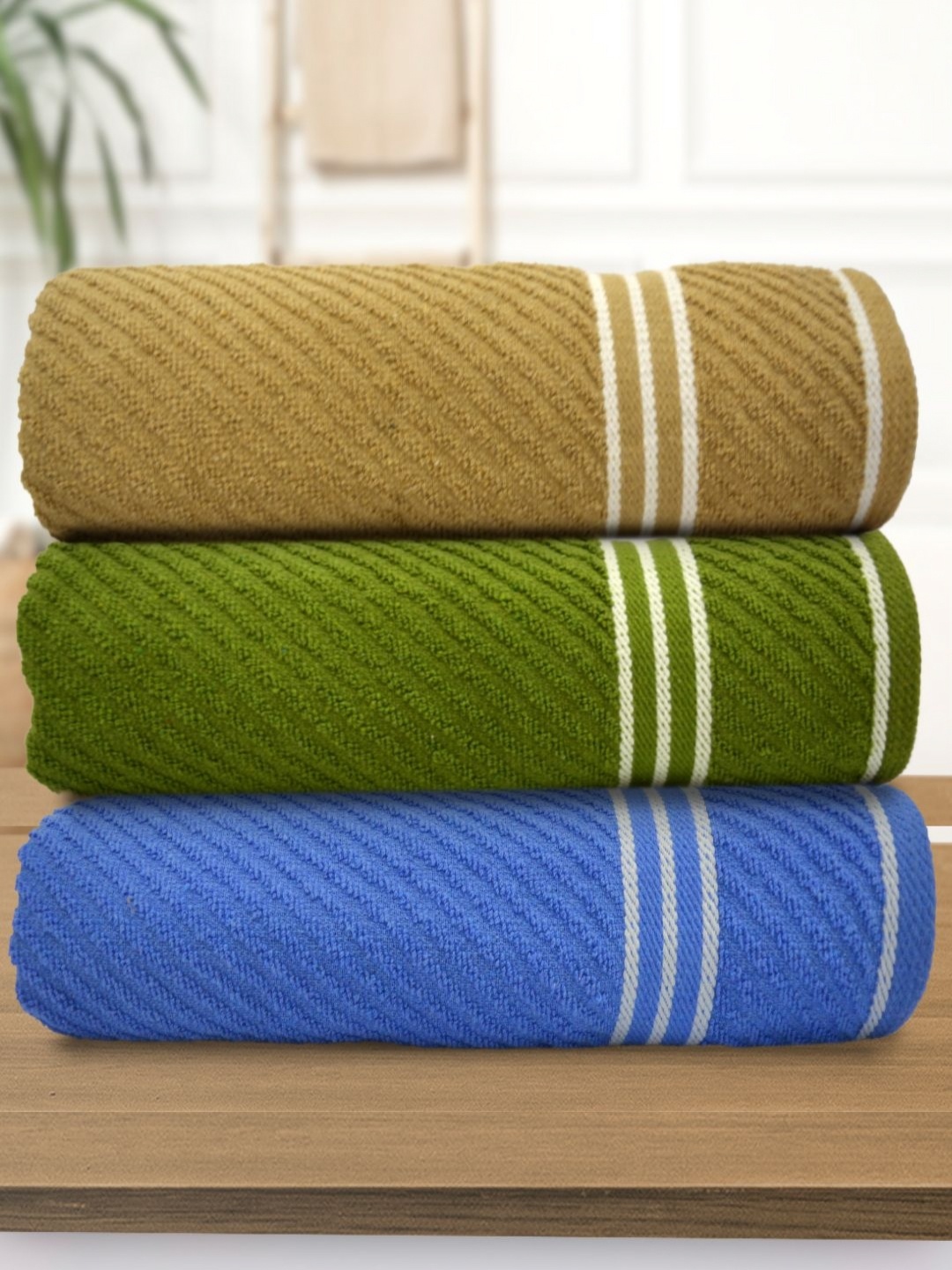 

Aura Blue & Green 3 Pieces Cotton 400 GSM Bath Towel