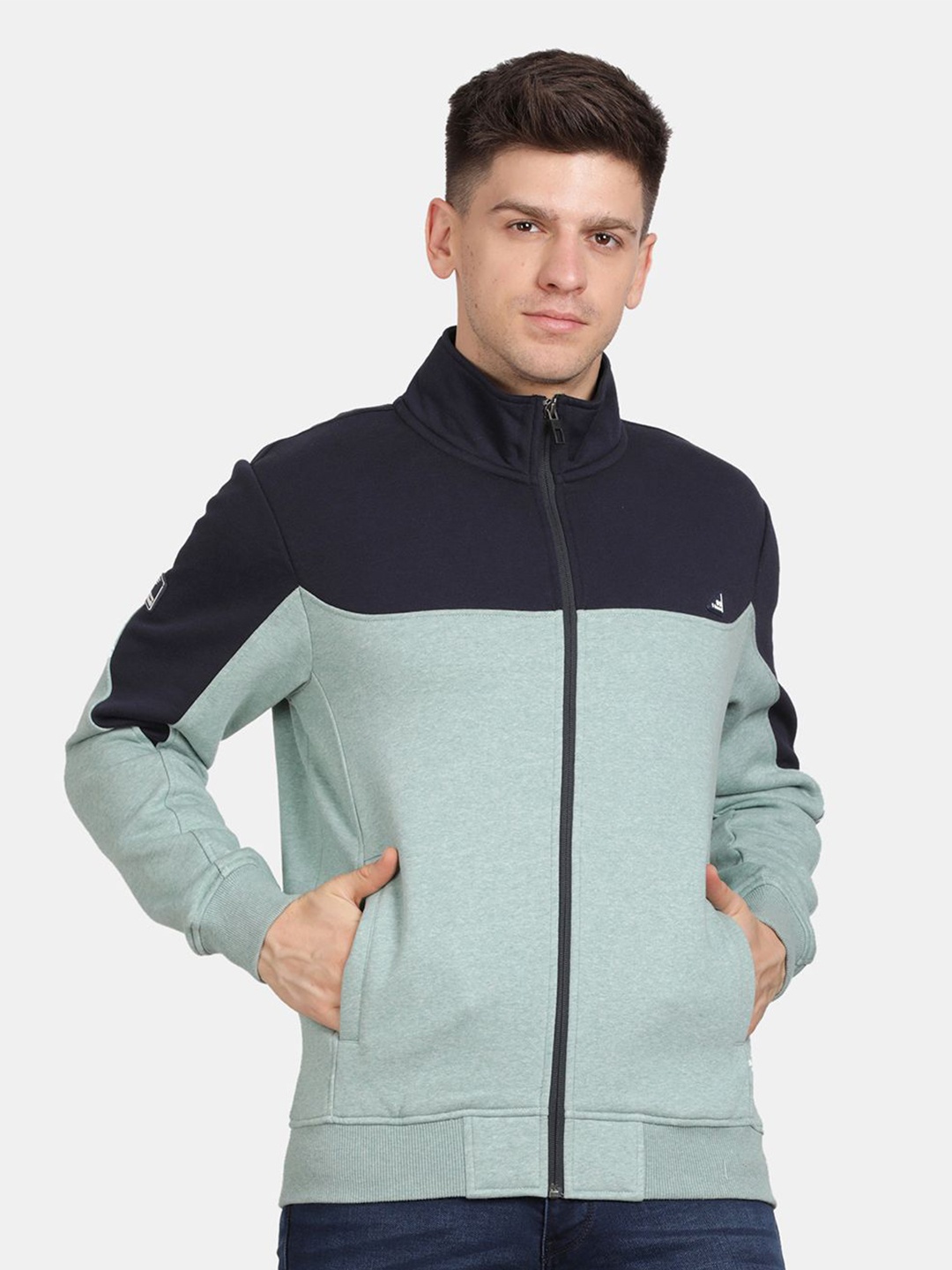 

t-base Men Colourblocked Sweatshirt, Grey