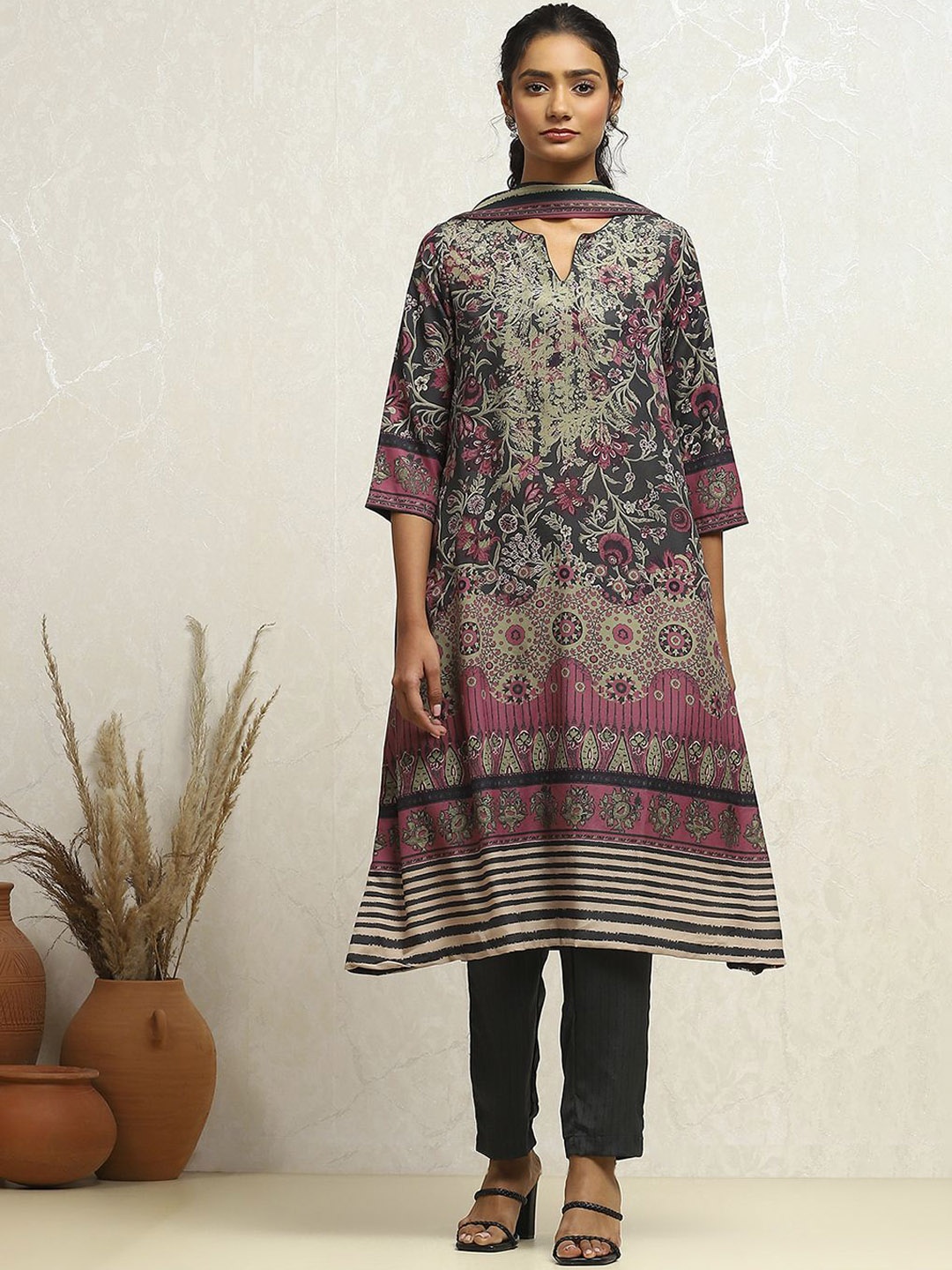

Biba Floral Printed Regular Silk Crepe A-Line Kurta with Palazzos & Dupatta, Green
