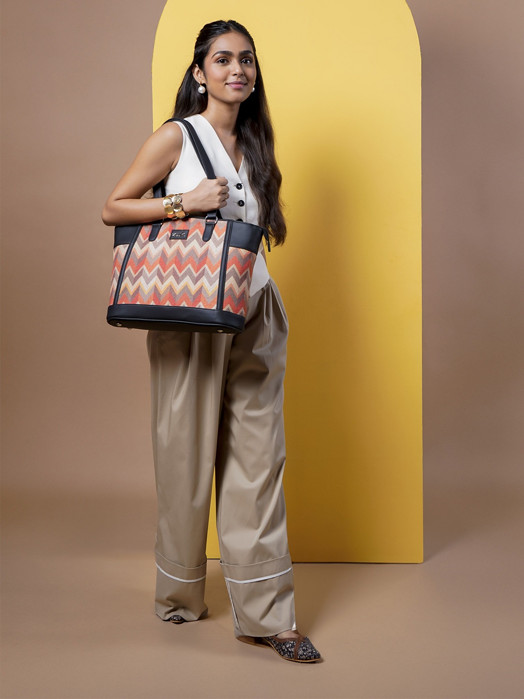 

ZOUK Printed Structured Tote Bag, Orange
