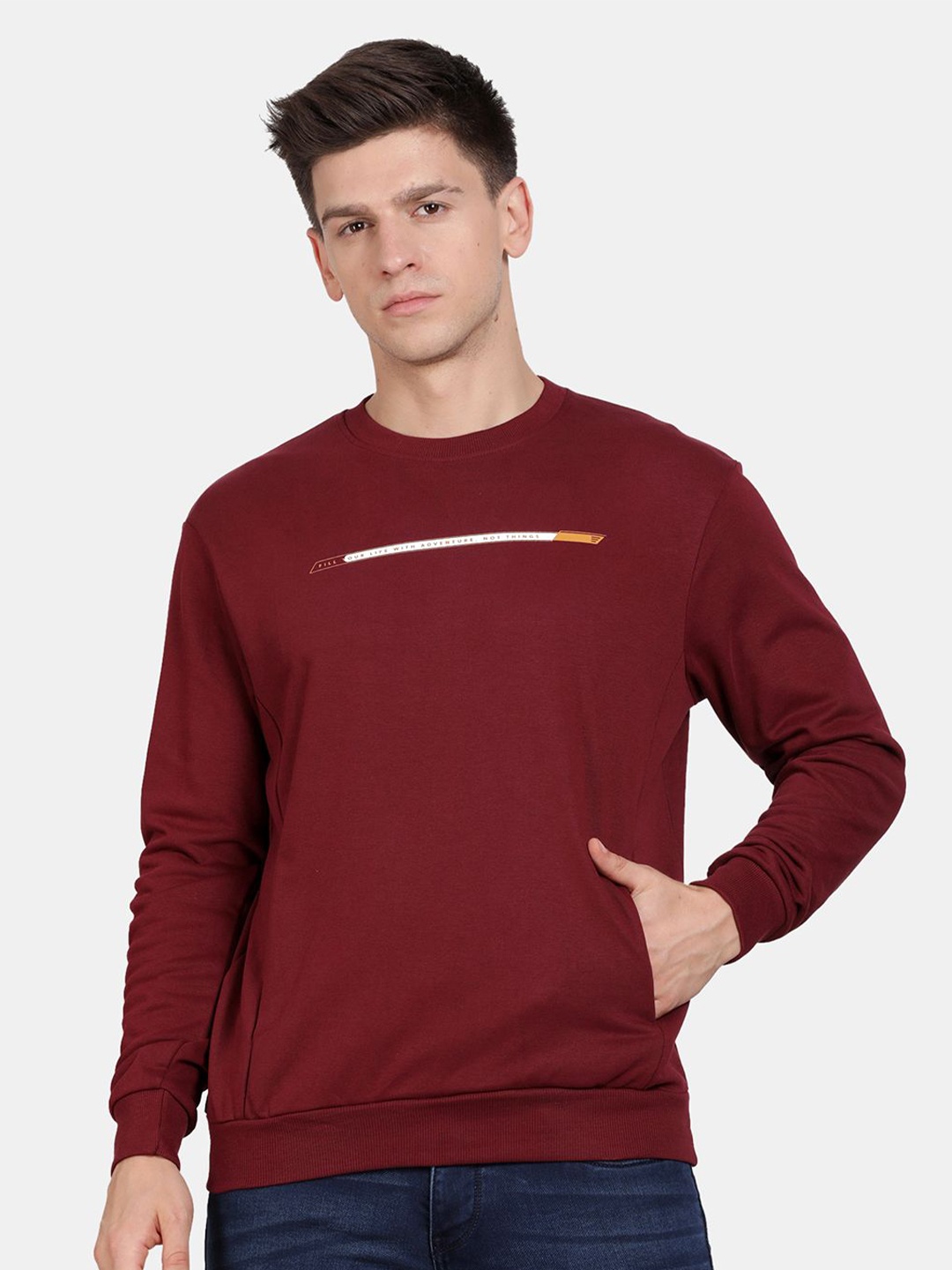

t-base Men Round Neck Solid Sweatshirt, Burgundy